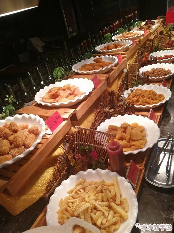 枫被派和嫌弃的部长一起去出差旅，疯狂购物、美食体验、景点游览应有尽有