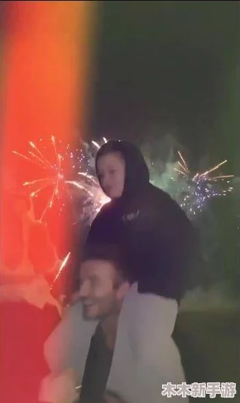 老卫和儿媳容容：温馨感人的亲情故事，让人深受触动