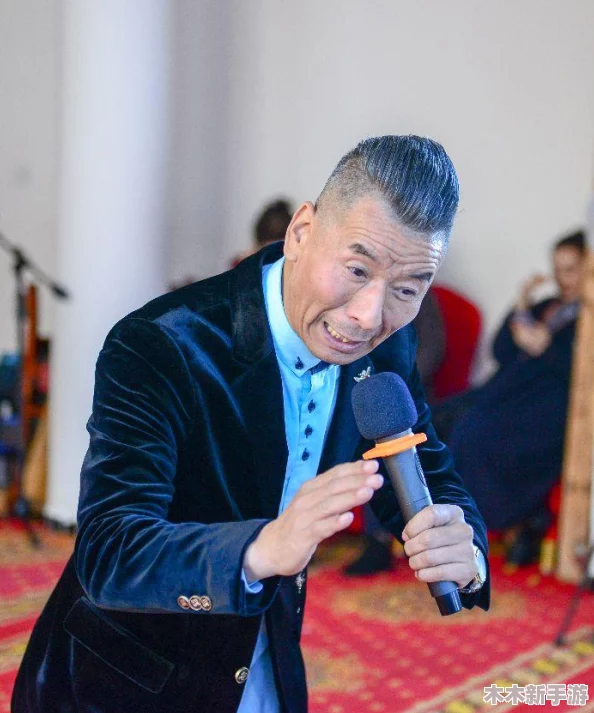我把媳妇送给父亲的礼物，感动全家的温馨瞬间与爱的传承