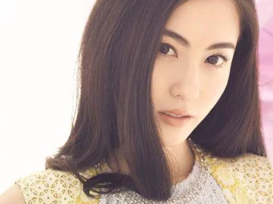 张柏芝ⅩXXXXHD96：全新视角解读这位实力派女星的魅力与蜕变，重温经典瞬间与精彩人生