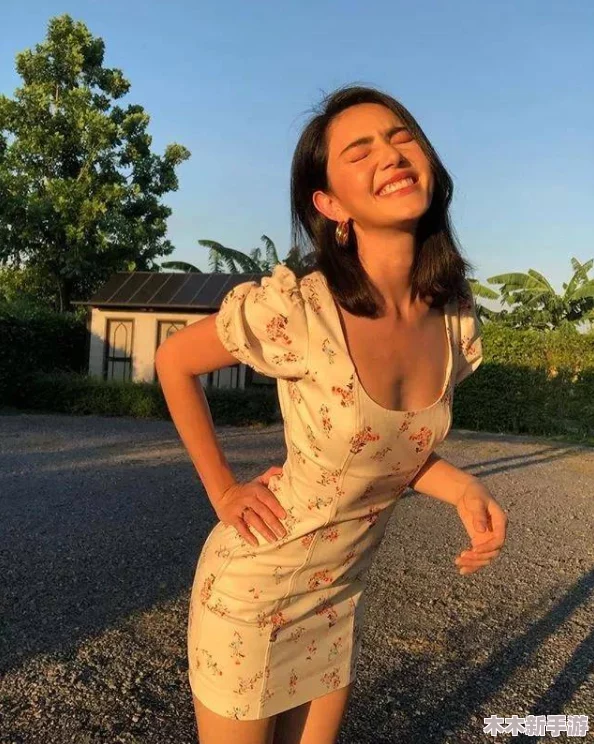 丰满岳乱妇：性感火辣的少妇，诱惑力十足，让人欲罢不能