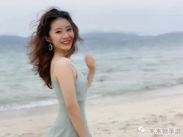 丰满岳乱妇：性感火辣的少妇，诱惑力十足，让人欲罢不能