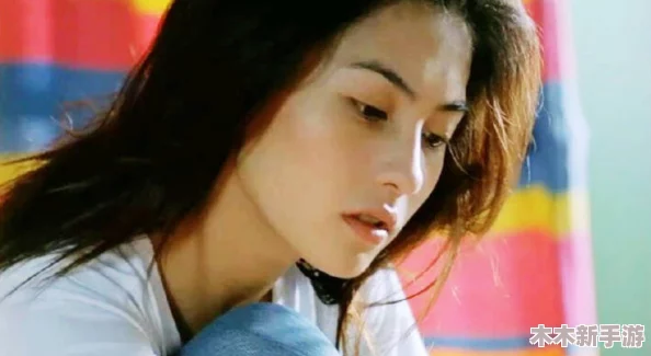 张柏芝2008久久久久国产网友热议：她的魅力与演技如何在岁月中依然闪耀，引发无数回忆与感慨