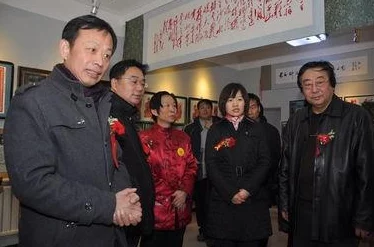 锵锵锵锵锵游戏在线播放：用户评价称其画面精美，玩法新颖，非常值得一试！