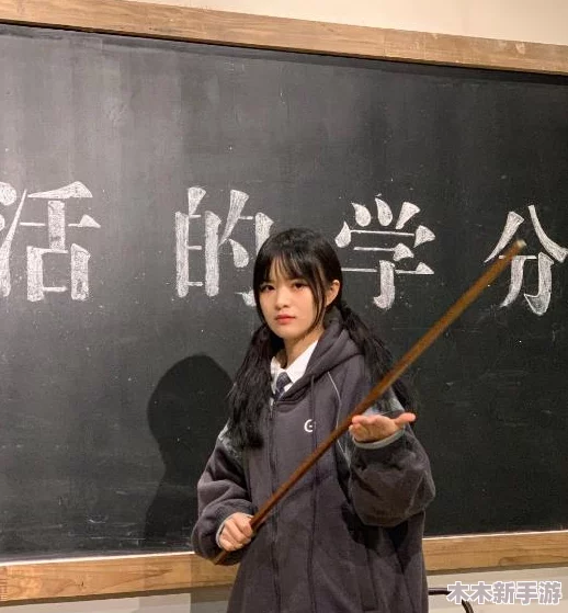 沈阳老阿姨最后的巅峰：网友称赞其坚持不懈，展现了令人钦佩的韧性与力量。