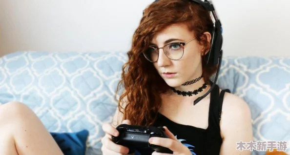 “csgo暴躁少女最漂亮的女玩家排名：她们的游戏技艺与外貌惊艳众人，引发热议”