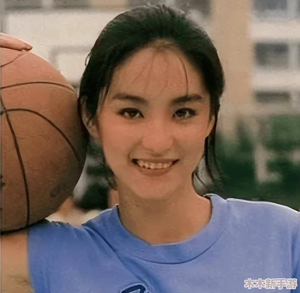 美女100%：理解真正的美，不只是外表的完美，更要有内在的魅力和智慧