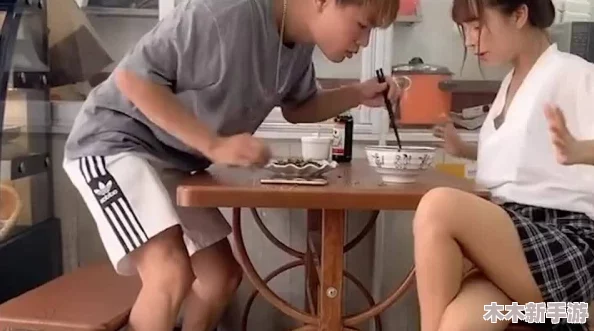 纲手脚法娴熟腿法精湛，深刻理解其背后技艺与哲学的完美结合