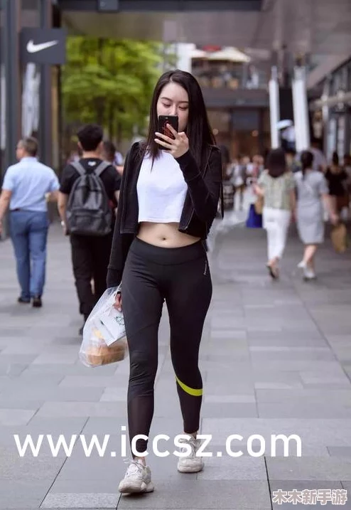 Xvideos李丽莎大尺度，网友热议：这部作品真是让人惊艳，情节和画面都很出色！