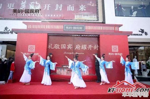 《口袋妖怪复刻》千三服庆典盛启，人气王者荣耀归来，共襄盛典狂欢！