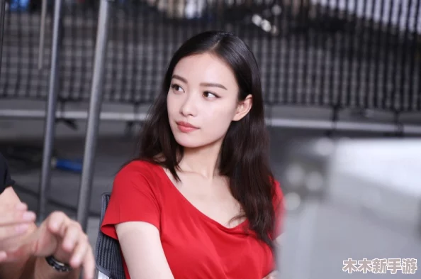满天星八尺大人：网友热议这部作品的独特魅力与深刻内涵，纷纷表示期待更多精彩内容！