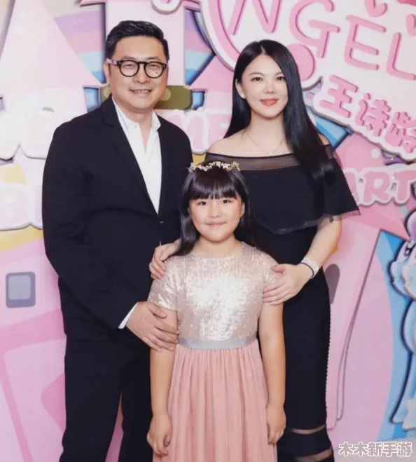 二人生孩子全程不盖，网友评论：这也太大胆了吧！难道不怕被人看到吗？真是让人惊讶的选择！