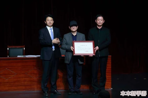 西施没有小内没有爱心的图片，引发网友热议：美丽与关爱并存的追求让人深思