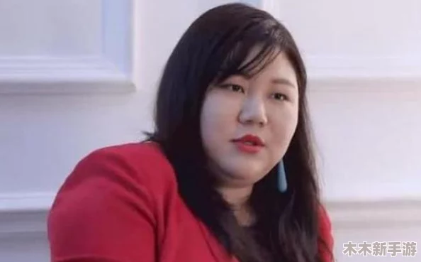 美女周妍希浴缸69XX，网友评论：这画面太美了，我不敢看！真想知道她的护肤秘诀是什么？