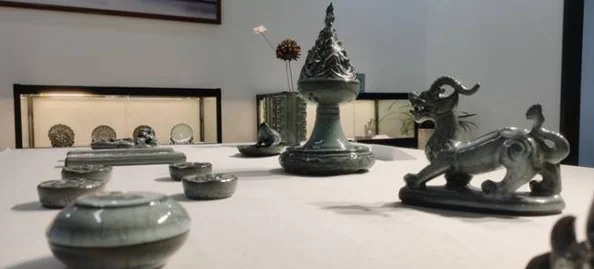 探秘中国剑瓷文化瑰宝：浙江龙泉，享誉中外的剑瓷之都风采展示
