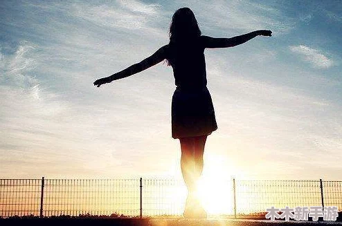 今夜无人入睡女人：一场关于孤独与渴望的深刻反思，令人心潮澎湃的情感之旅