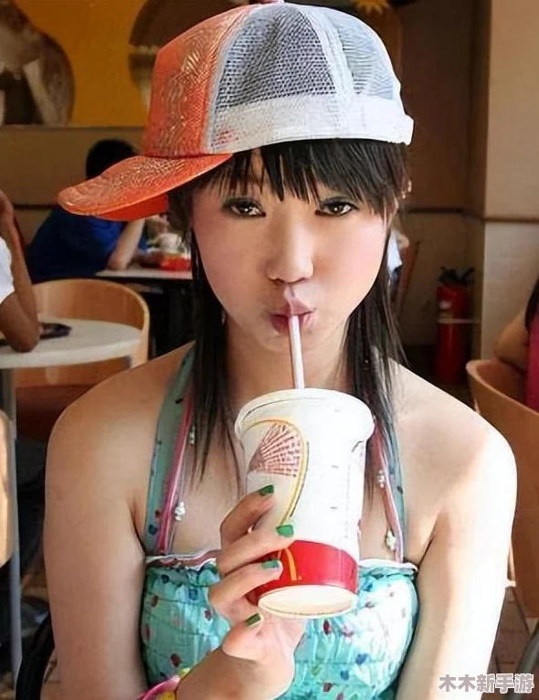 张筱雨下面毛毛很浓密，网友评论：这真是个大胆的标题，让人忍不住想了解更多关于她的故事和风格