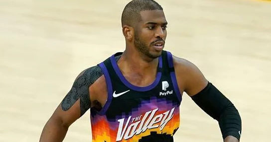 唐三桶阿银不亦乐乎nba，网友评论：这组合真是太有趣了，期待他们在赛场上的表现！