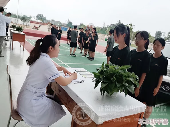 老师脱 让学生摸 动态背后的心理与教育问题分析与反思