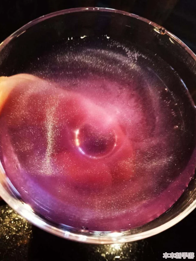 天美麻花果冻星空大全，网友纷纷表示这款产品真是太好吃了，口感独特，让人一试成主顾！