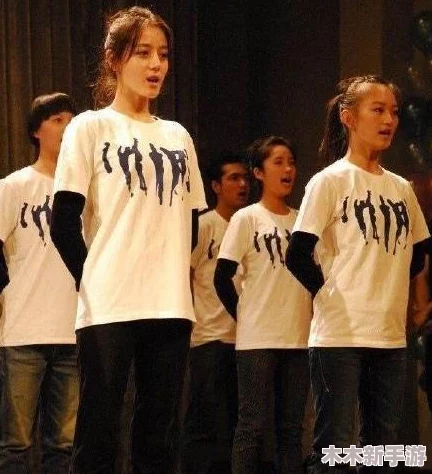 在XXXXX69HD迪丽热巴的光辉背后，探讨她如何塑造现代女性形象与娱乐圈的影响力