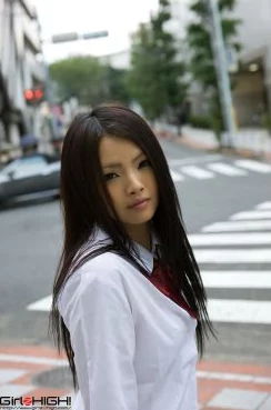cf女英雄翻白眼流口水流眼泪：玩家称其是游戏中的搞笑代表，绝对值得一试！