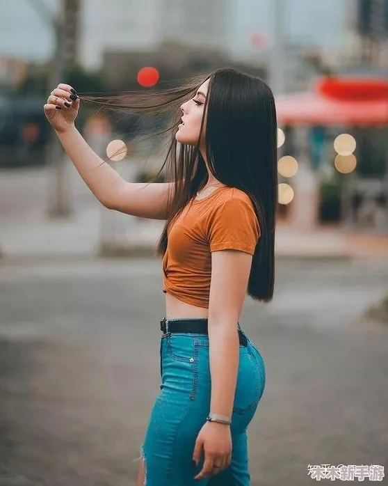 我丰满的岳 3：深入理解她的魅力与个性，感受生活中的点滴温暖与欢笑