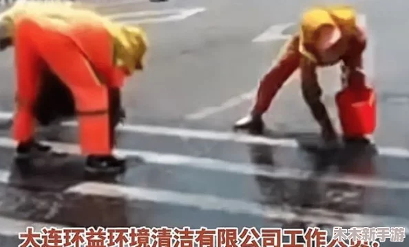 安徽妇搡BBBB搡BBBB，网友热议：这究竟是怎样的场面，让人忍不住想一探究竟！