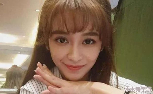 被灌满精子的刘玥，网友纷纷表示：“这标题太直白了，让人不禁想了解更多背后的故事”