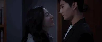 欧美做受XXXXXⅩ性视频，展现了不同文化背景下的情感与欲望交织，反映出当代社会对性的多元理解与接受度