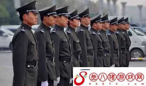 从细节剖析保安情缘老王和许静的人物性格魅力