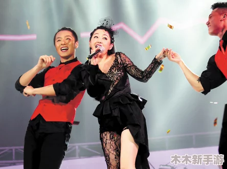 杨钰莹大战三个黑人，勇敢挑战自我，燃情无限，展现超凡魅力与激情碰撞！