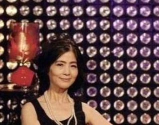 贵阳50岁老阿姨叫的没谁了，网友称其声音如天籁，令人陶醉不已！