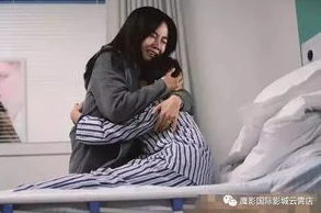 肉妇春潮干柴烈火张晓凡全：情感涌动与欲望交织的故事探索