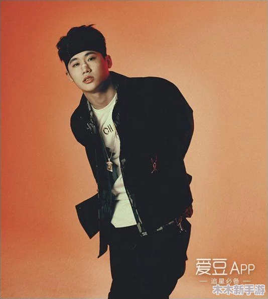美国暴躁女rapper：网友热议她的歌词风格和舞台表现，认为其个性鲜明且充满力量，引发广泛关注与讨论