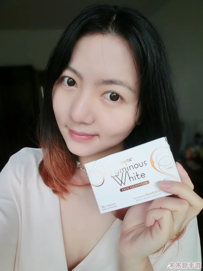 白嫩白嫩lBBBwBBw，感受无尽清新与亮丽的肌肤之美，让你焕发自信光彩的完美选择