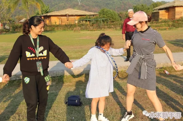 理解披风少年爱老妈背后的情感与成长历程，展现亲子关系的深刻内涵