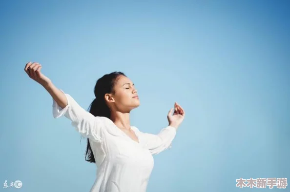 女教师探索身体首次破苞出血：生理现象与心理成长的双重旅程