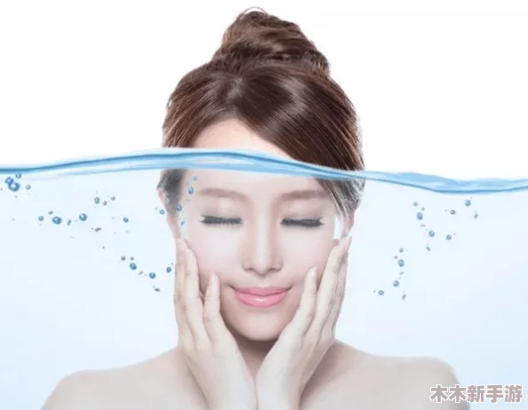 佳柔：用户评价称其效果显著，使用后肌肤水润光滑，值得推荐的护肤产品！