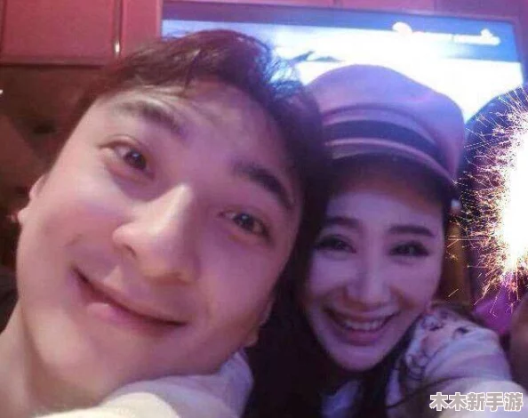 申鹤流眼泪流口水图片，带你感受深情瞬间与可爱时刻的完美结合，令人心醉的表现