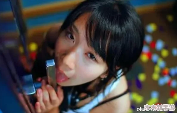 第一次处破女18分钟内射，年轻女孩的热情与激情在这一刻绽放，精彩不断令人心跳加速！