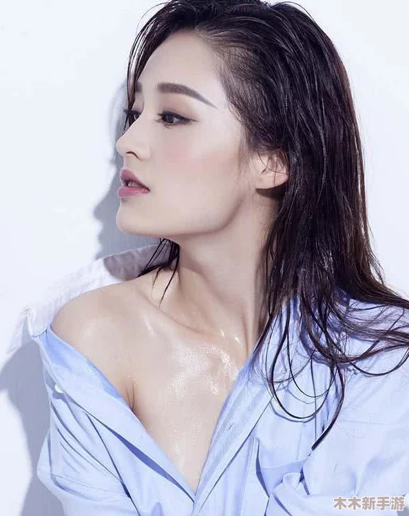 李宗瑞实干贝贝高潮，性感魅惑与激情四射的完美结合，让人心跳加速的视听盛宴！