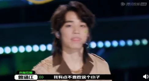 东南亚少女rapperdiss：展现年轻女性在音乐中反抗与自我表达的力量，挑战传统观念与性别角色