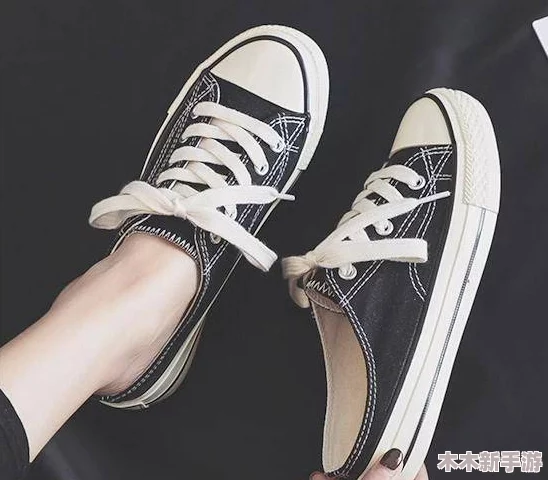 男生和女生拆拆很痛的轮滑鞋30，理解不同性别在运动装备上的感受与挑战
