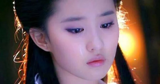 申鹤脸红羞涩流眼泪翻白眼,可爱小女孩的天真瞬间令人心动不已,甜蜜而感人 申鹤脸红羞涩流眼泪翻白眼,可爱小女孩的天真瞬间令人心动不已,甜蜜而感人