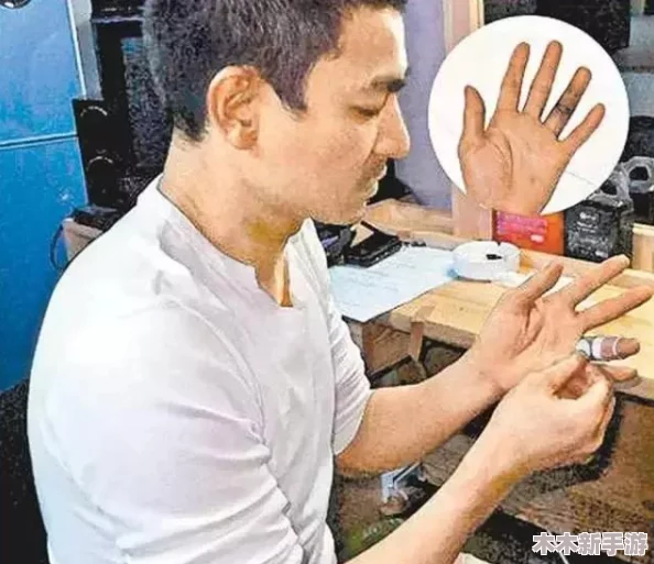 地铁逃生游戏对比：华仔与乔治，谁才是最佳生存伙伴？