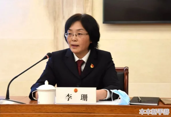 陈婷王建李珊张超交换反客为主，成功举办首届跨界艺术展览引发广泛关注与讨论