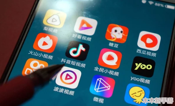 草莓视频草莓视频草莓：在数字时代，如何利用短视频平台提升个人品牌与创意表达的潜力
