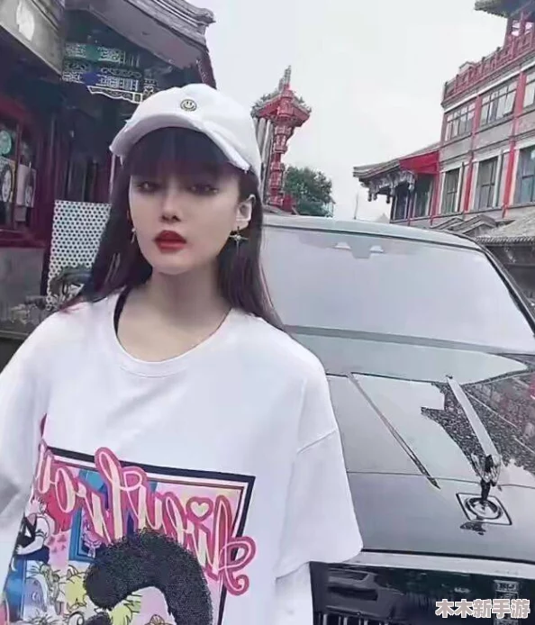 坤吧塞小洞：网友热议“这是什么操作？难道是为了增加互动？”引发众多讨论与猜测，真相究竟如何？