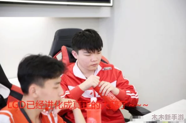王者荣耀大乔红着脸流泪图片，展现了她坚强的内心和对困难的勇敢面对